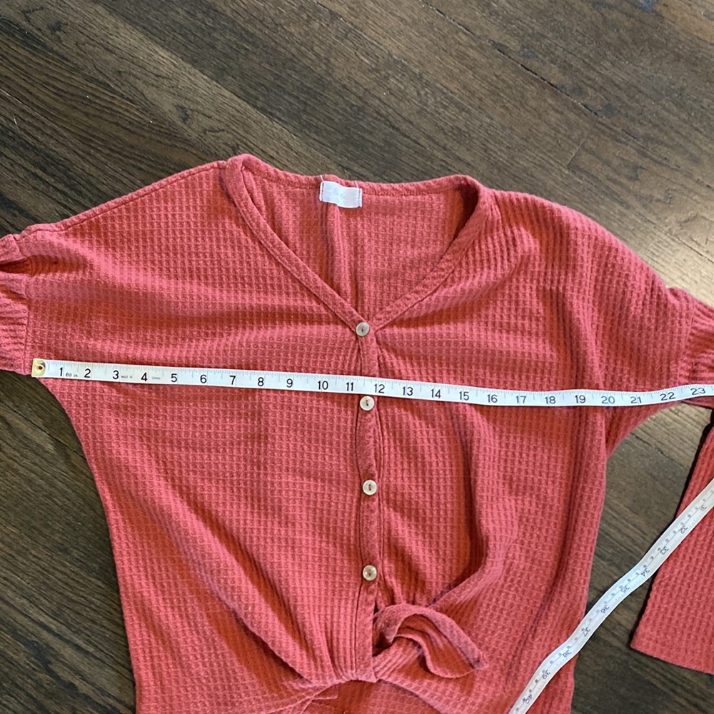 Altar’d State Pink Coral Long Shirt Crop Tie Shirt XS EUC Waffle Fabric Soft - Picture 4 of 6